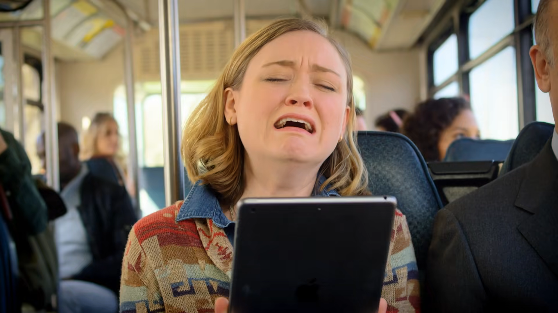 Polaris Office — Bus Cryer poster frame